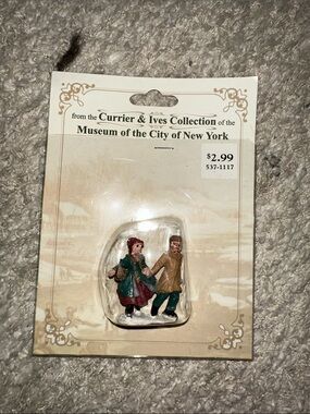 Vintage Currier & Ives Collection Figurine